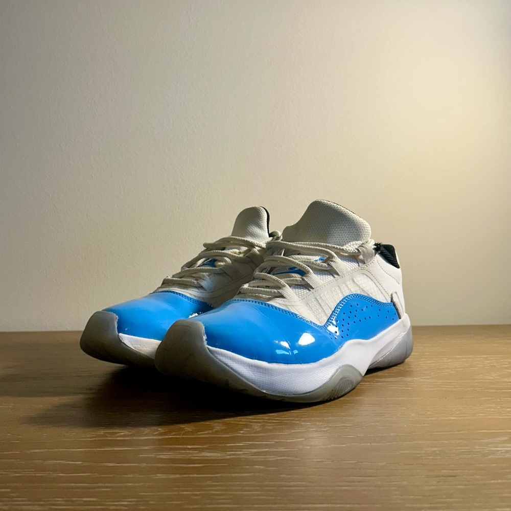 Kids Nike Jordan 11 Low CMFT UNC